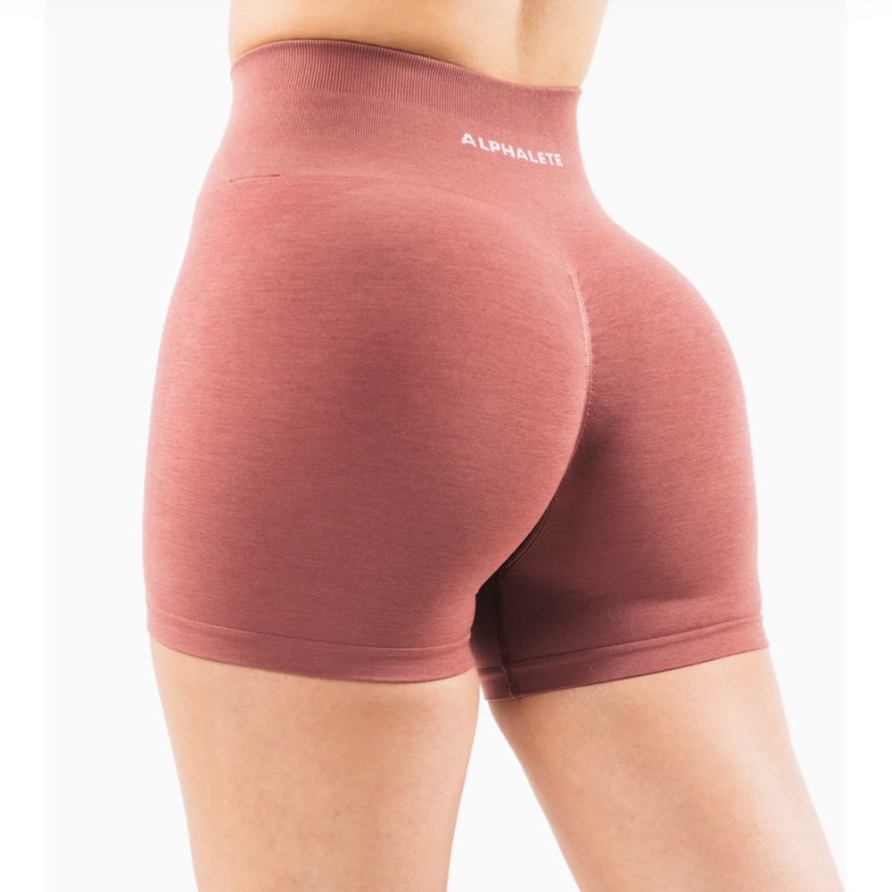 Alphalete AMPLIFY SHORT 4.5"